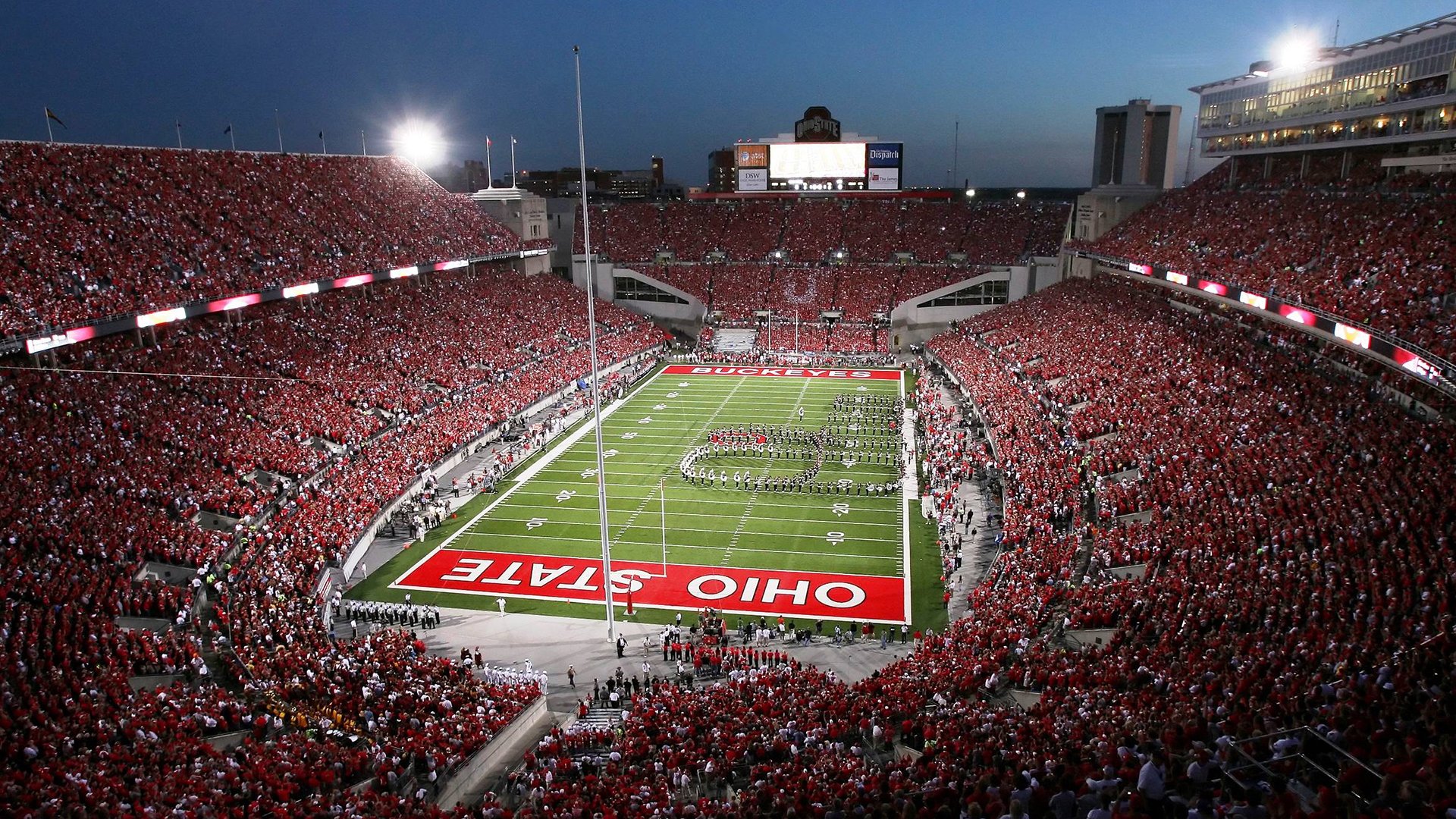 《顶级直播平台策略：如何吸引更多粉丝？》，这样直播才吸引人