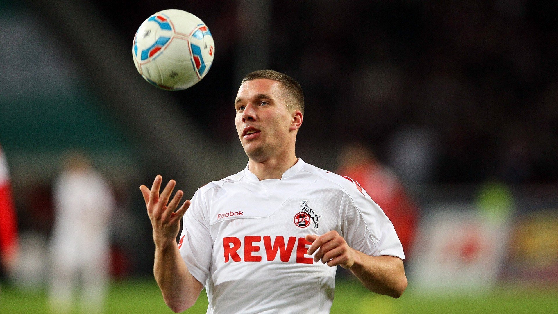 爱游戏真人体育娱乐-意甲闪耀新星：未来足球之星崭露头角，欧洲足球未来之星